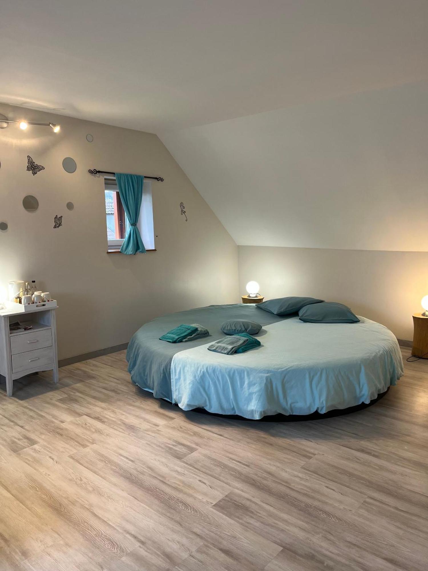 La Fauconniere Bed & Breakfast Brecy  Ngoại thất bức ảnh